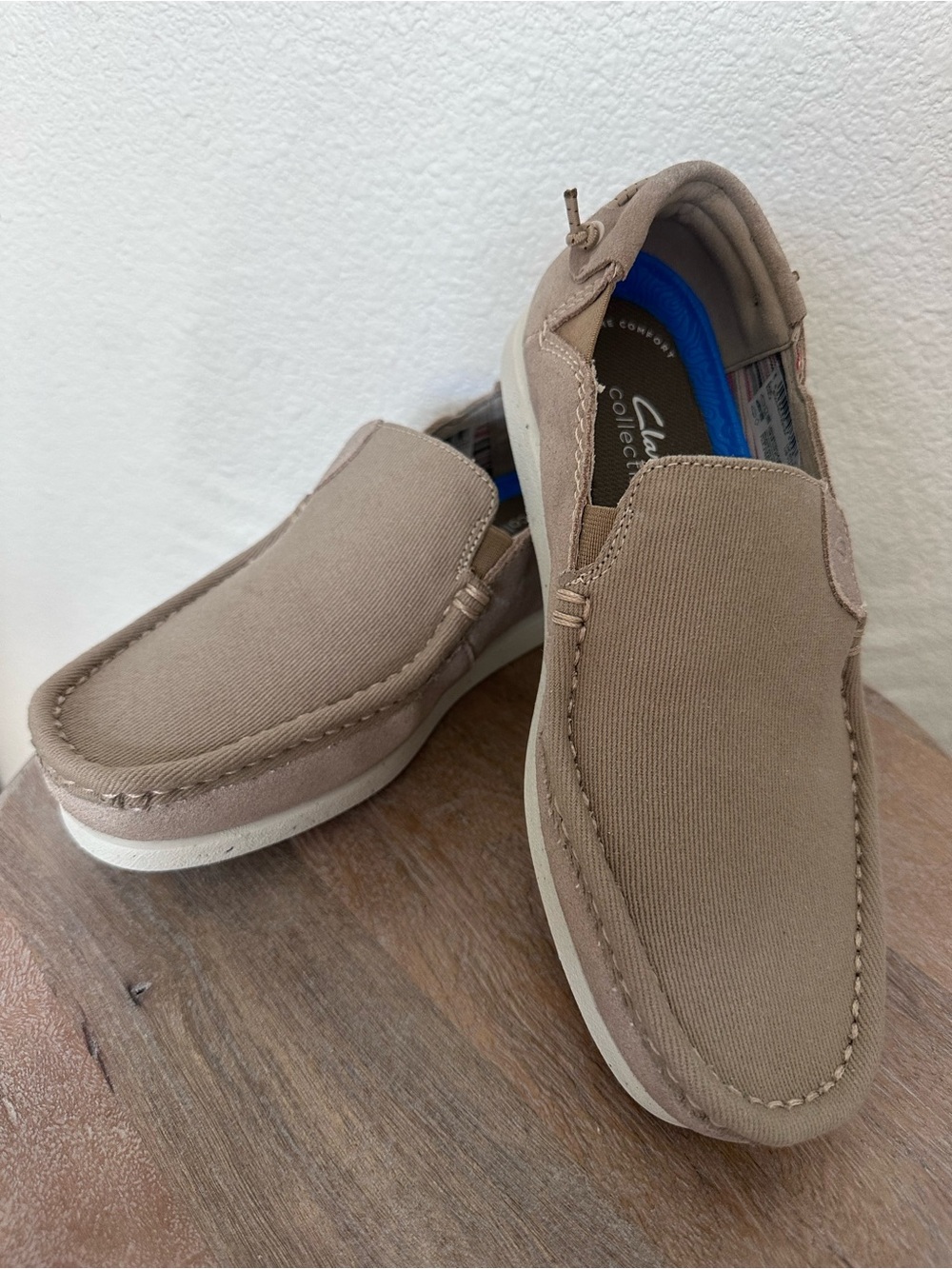 Clarks Shacrelitestep Men’s Slip-On Loafers in Beige 7.5 Men